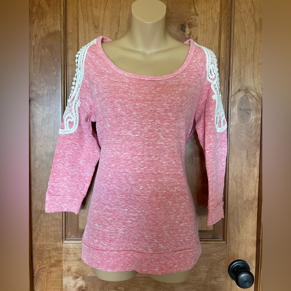 Maurice’s Lace Shoulder Pink Sweater, Women’s Size Small